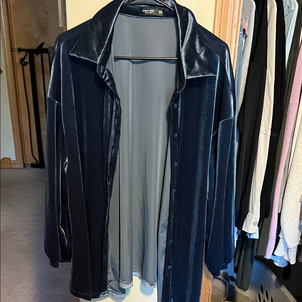 SHEIN Navy Velvet button down
